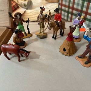 Vintage Kids Action Figure Playset